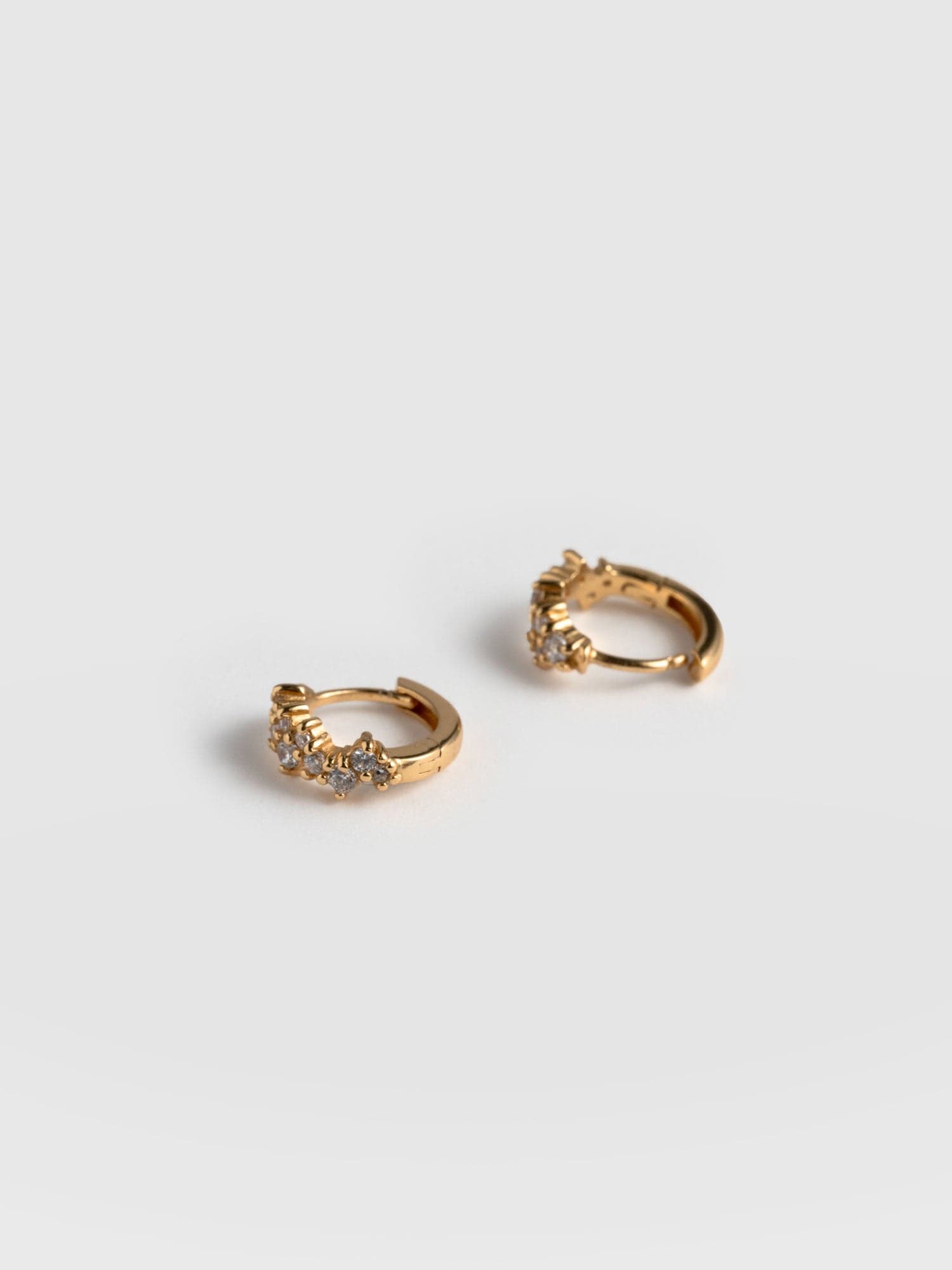 Constellation Cluster Huggie Earrings Gold - Women's Jewellery | Saint + Sofia® USA